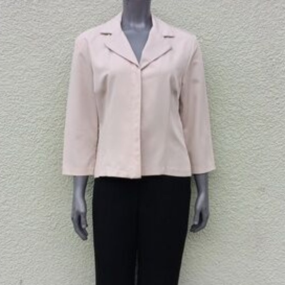 ALYN PAIGE LADIES (3) BUTTON BLAZER /JACKET W/HIDDEN (3) BUTTON CLOSURE